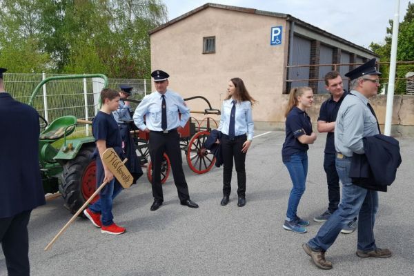 festzug-ebern-3-20170514-1373465651659AFA52-4BDD-9143-3EE8-F850559FCB6D.jpg